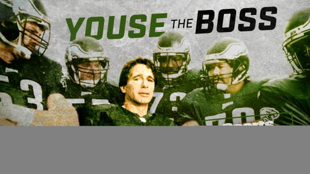 Tony Danza and extras as Eagles players from The Garbage Picking Field Goal Kicking Philadelphia Phenomenon